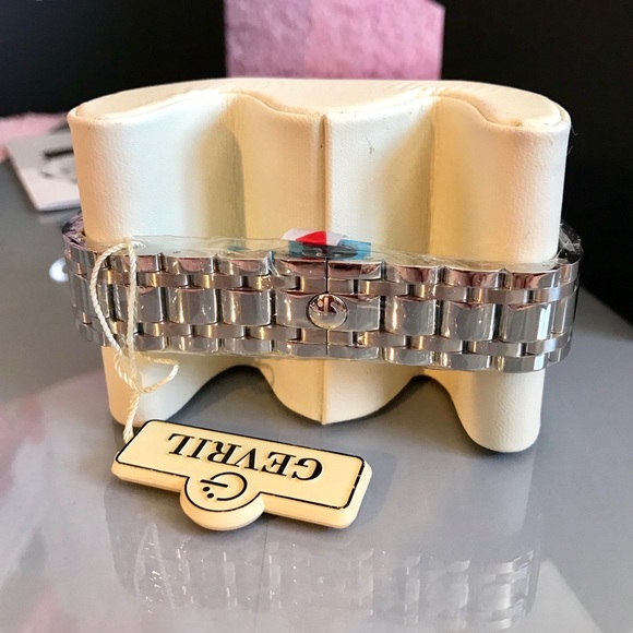 GV2 By Gevril Men's Montreux Bracelet Watch, 44mm - Picture 9 of 16